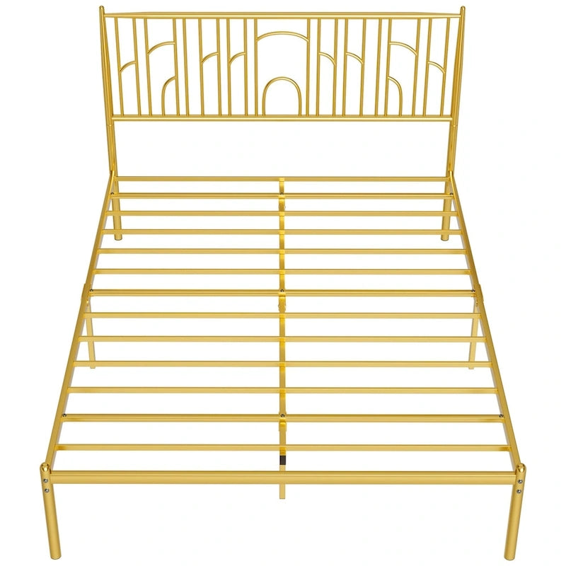 Lit plateforme grand format avec montants décoratifs à embouts et rangement sous le lit, aucun sommier tapissier requis