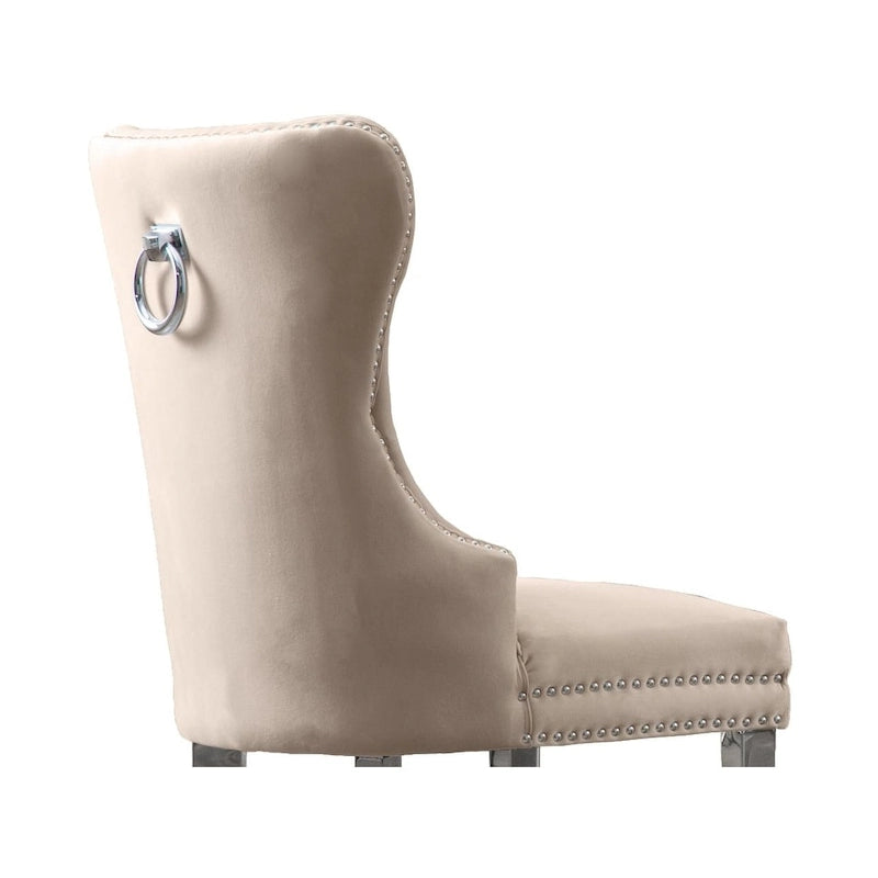 Ensemble de salle à manger 7 pièces en acier inoxydable avec garniture cloutée