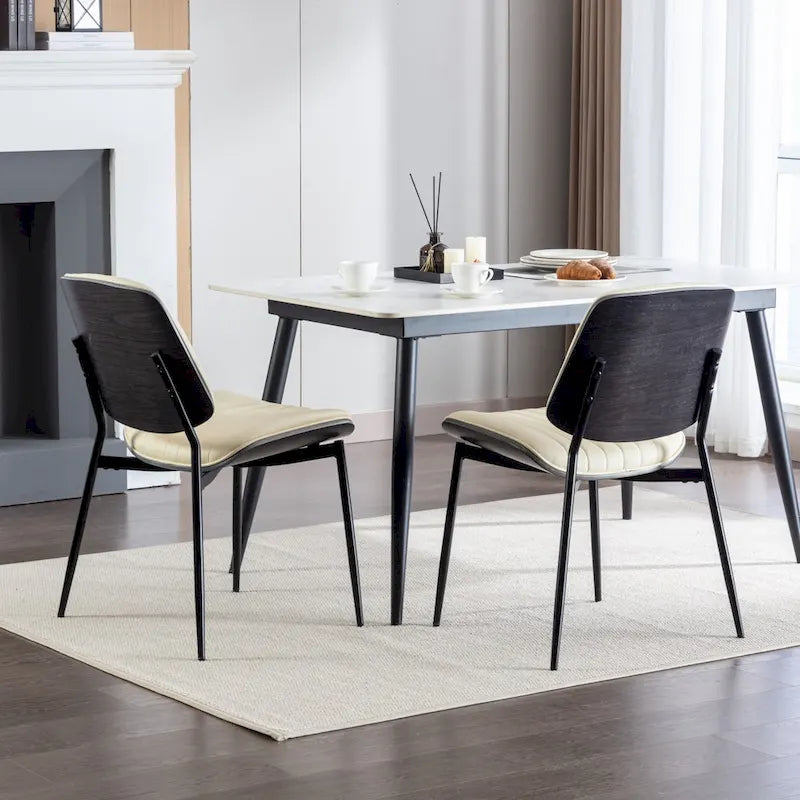 Lot de 2 chaises en similicuir avec pieds en métal